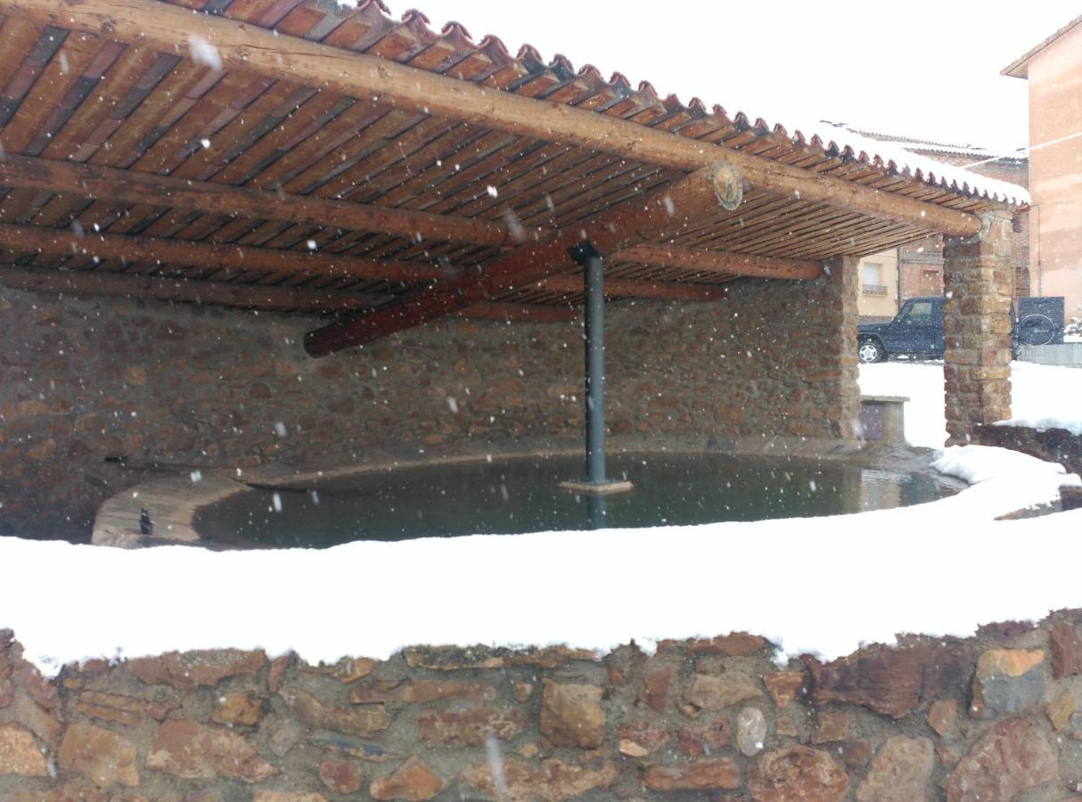 Estudios Casa Lola De Talarn ภายนอก รูปภาพ