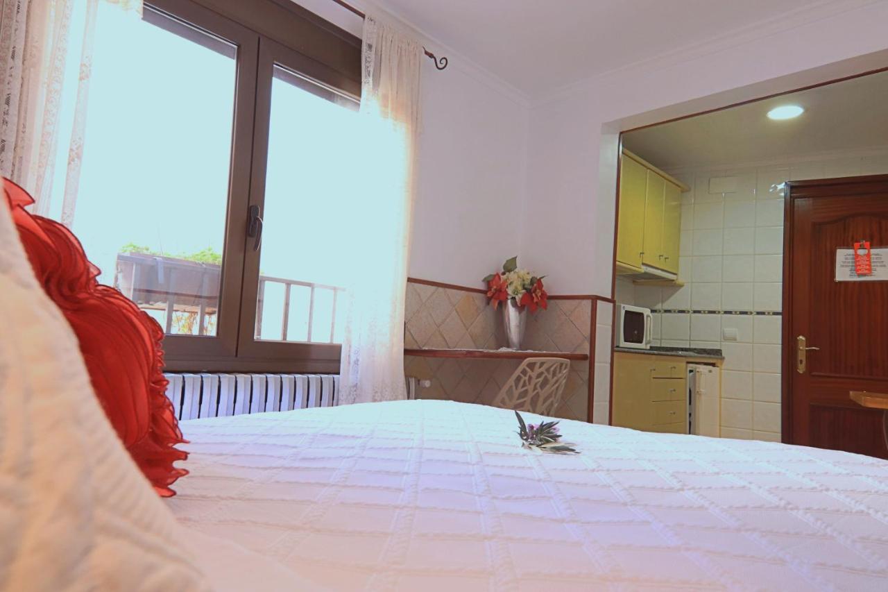 Estudios Casa Lola De Talarn ภายนอก รูปภาพ